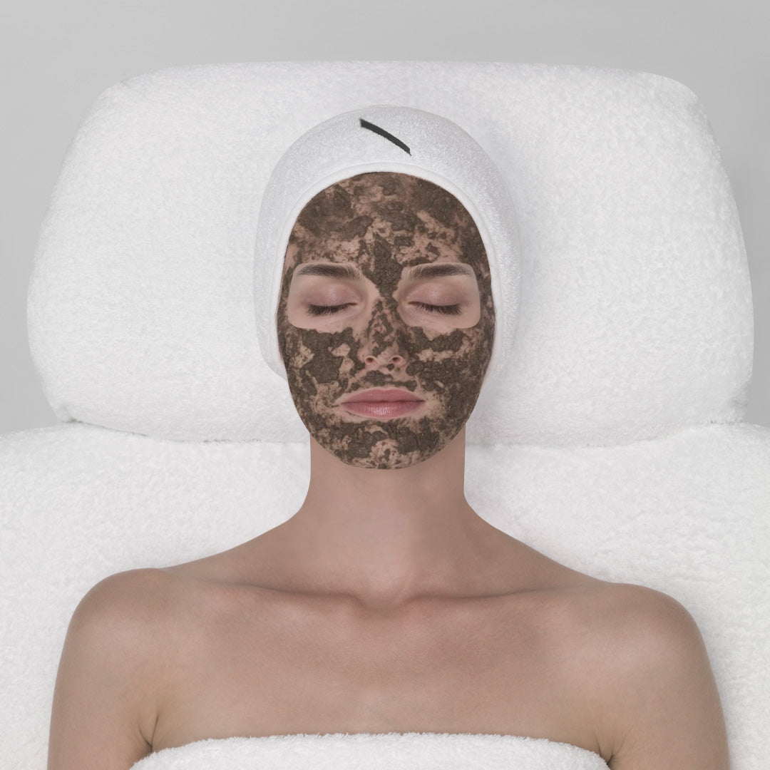 Bio-Peeling Cabin-Concept Earth Edition